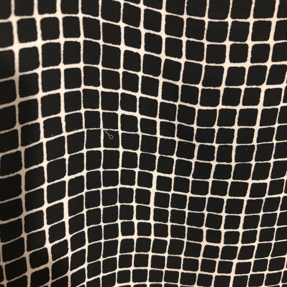 Womens the limited top size medium ( free with purchase) - Picture 5 of 12